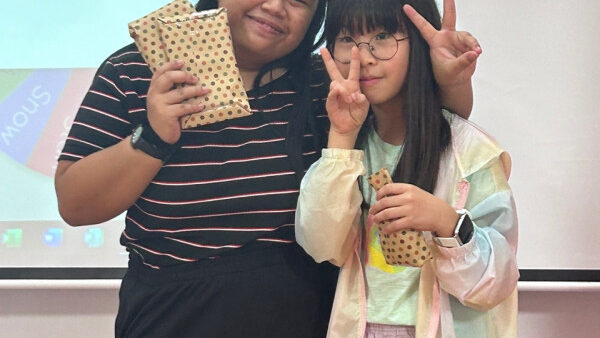 thumb-977659018_ljxwH46S_91d60809fb78da2ef0aa08dd1b86b1ac7784c6d2_600x800.jpg