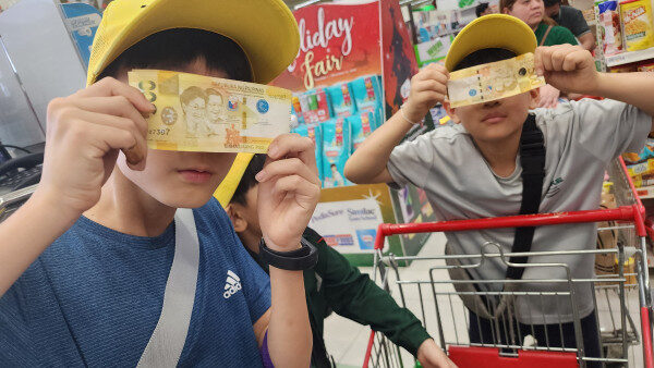 thumb-977659018_kgYQ4ydJ_7f2e9267452752bb5a1e1149308c6a4e6e42a0b9_600x450.jpg