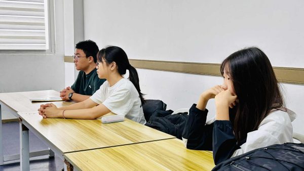 1f056eea-3b9f-43f9-b755-3dd089eec085.jpg